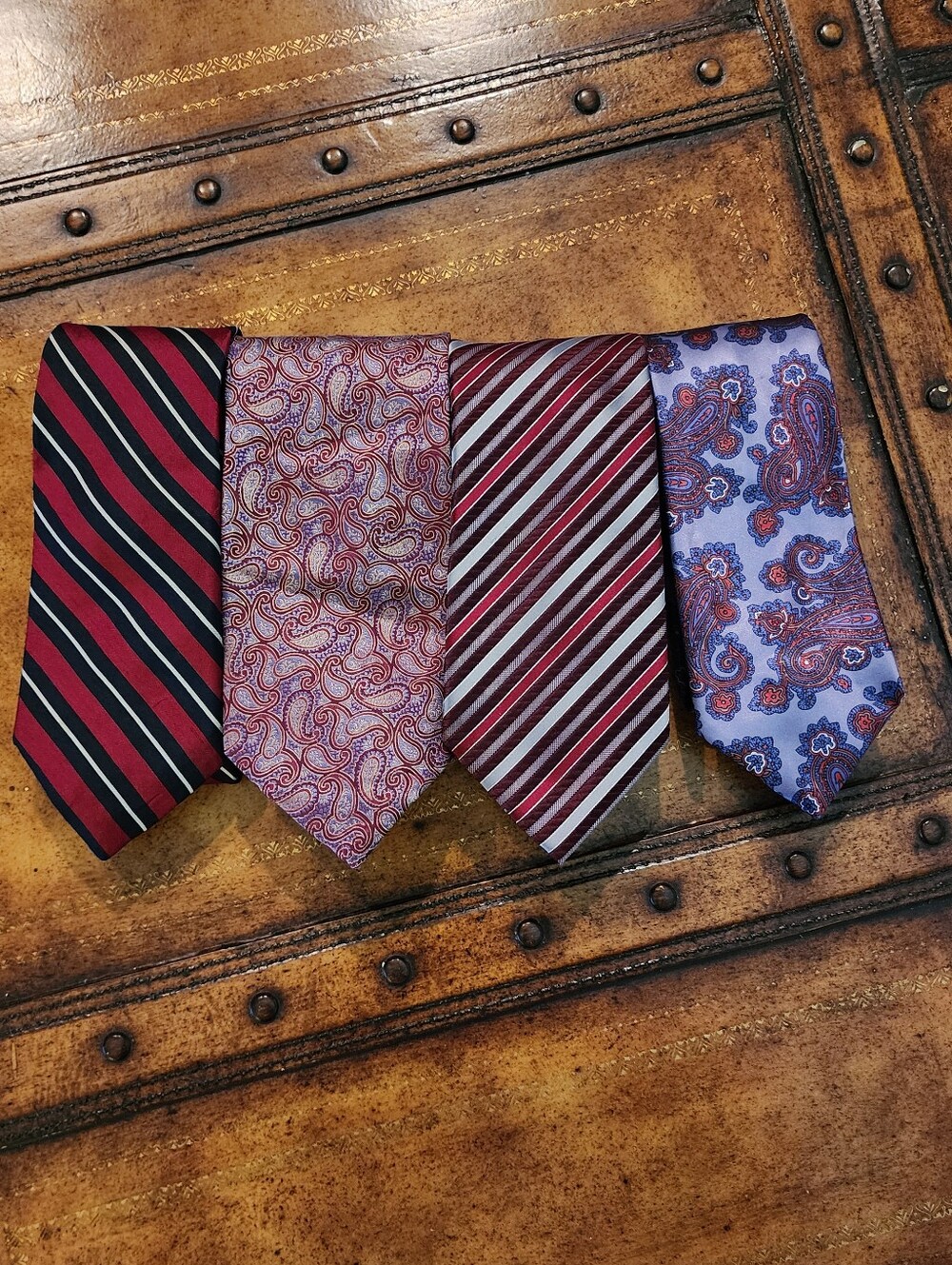 4pc Men's Tie Lot IZOD Ketch Material London Patrick James Silk Paisley Stripe